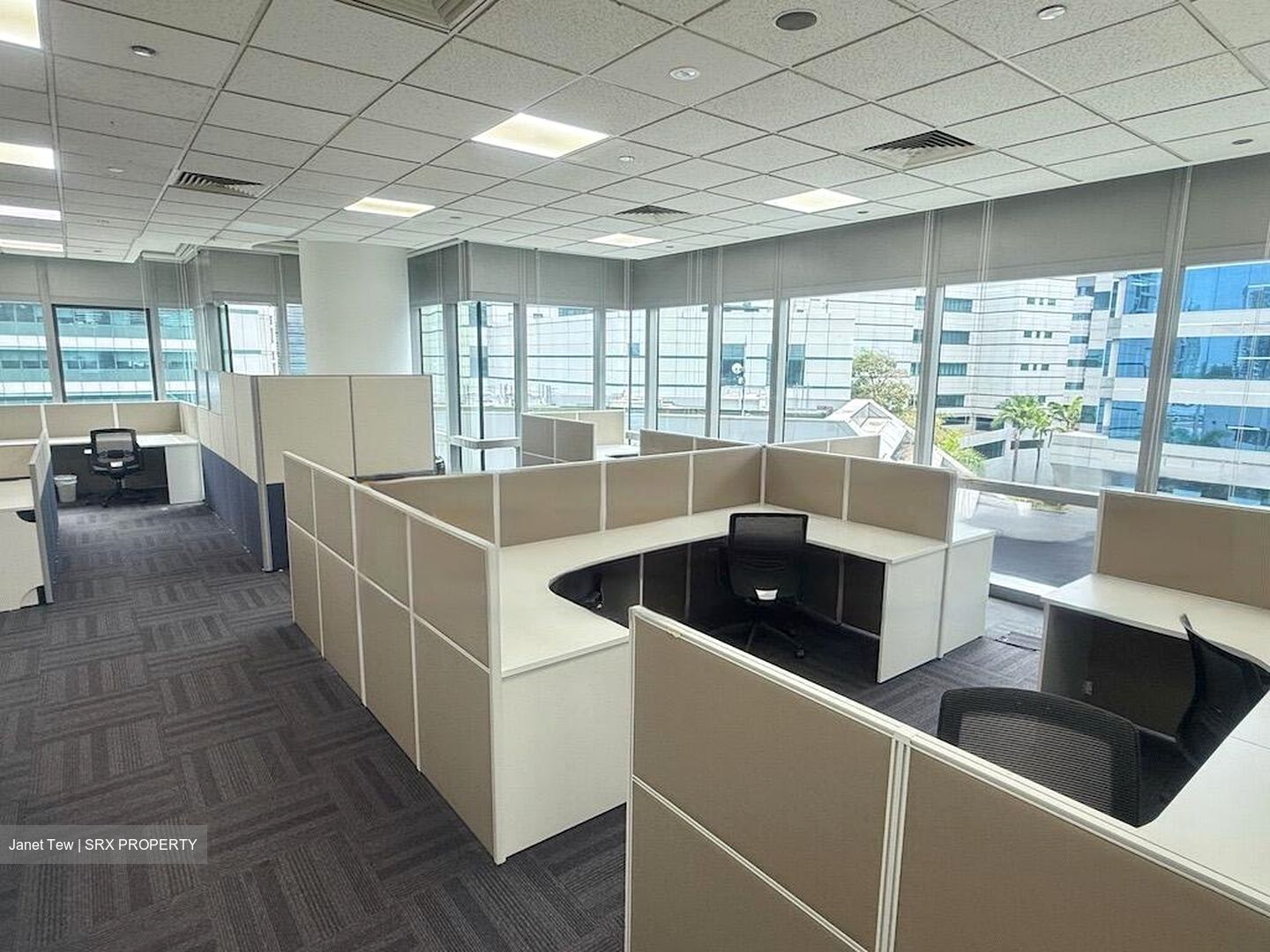 Alexandra Point (D5), Office #530839541